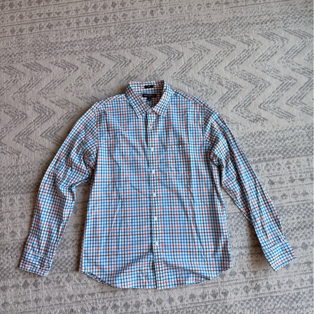 4 Piece Bundle: Large Men's Assorted Button Up Sh… - image 4